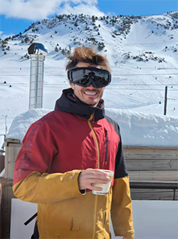 Arthur snowboarding